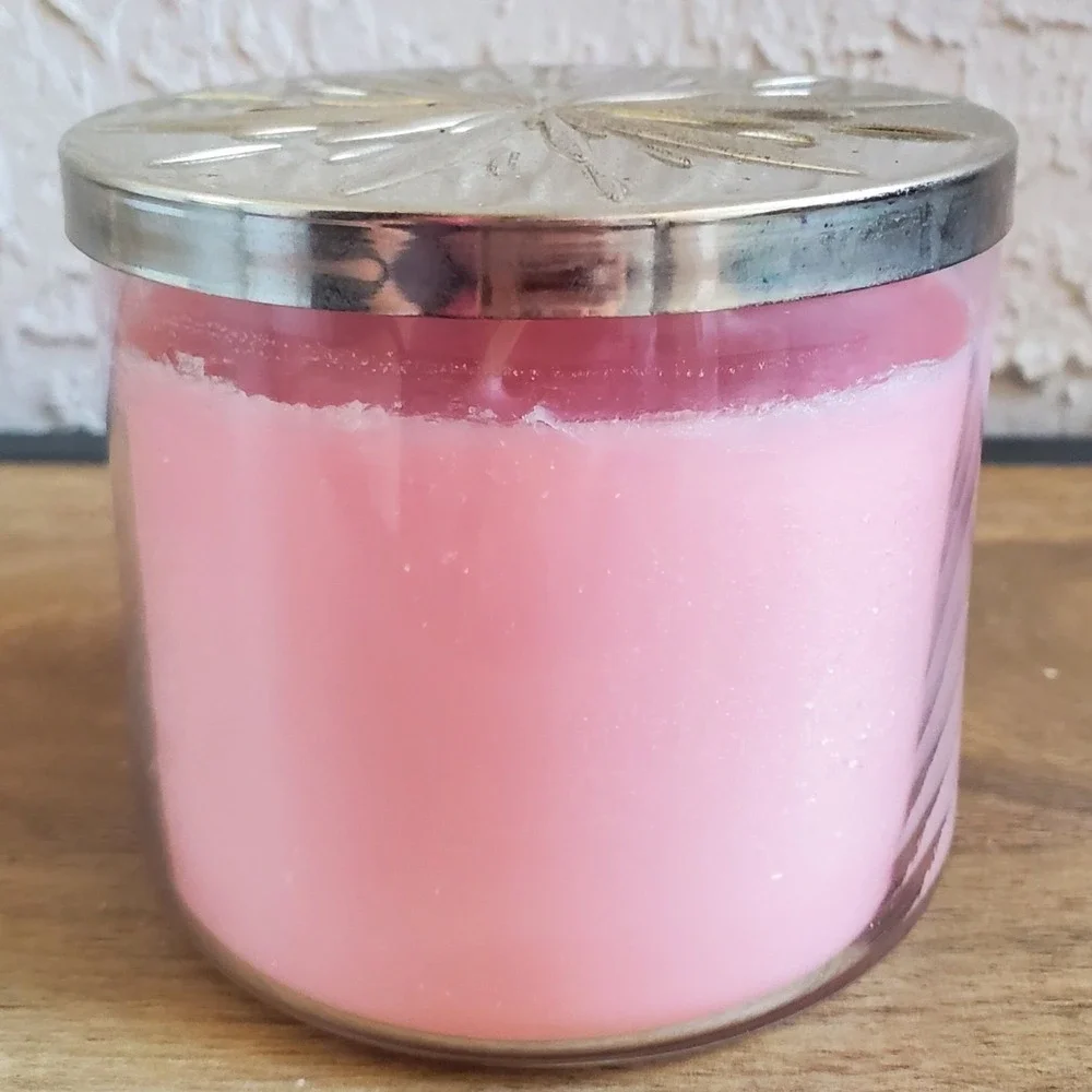 Bath & Body Works Winter Rose Candle 3 Wick Pink Glass Jar 14.5oz Sandalwood New - Picture 2 of 5